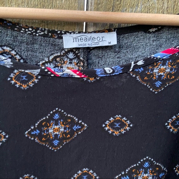 Folksy Black and Red Floral Paisley Shift Mini Dress 🌿 - Picture 6 of 10